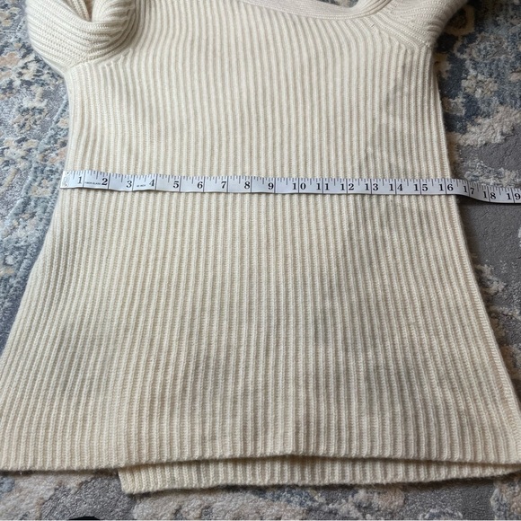 Off shoulder Cream Sweater Club Monaco Cashmere - Picture 2 of 5